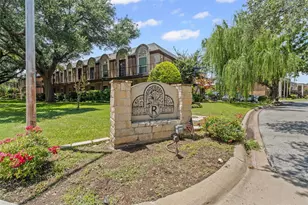 4024 Ridglea Country Club Dr, Fort Worth, TX 76126 - Photo 2