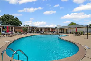 4024 Ridglea Country Club Dr, Fort Worth, TX 76126 - Photo 6