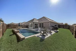 11101 Blaze St, Aubrey, TX 76227 - Photo 34