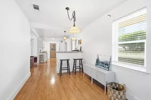 404 E Huitt Ln, Euless, TX 76040 - Photo 8