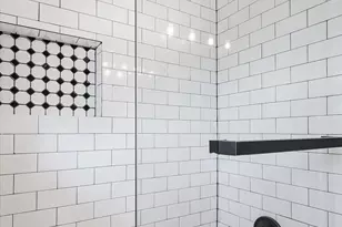 404 E Huitt Ln, Euless, TX 76040 - Photo 32