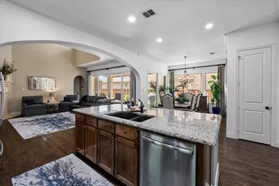 1010 Ivy Charm Way, Arlington, TX 76005 - Photo 6