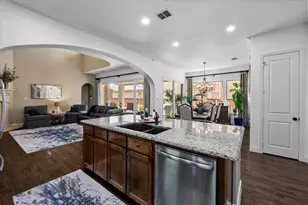 1010 Ivy Charm Way, Arlington, TX 76005 - Photo 6