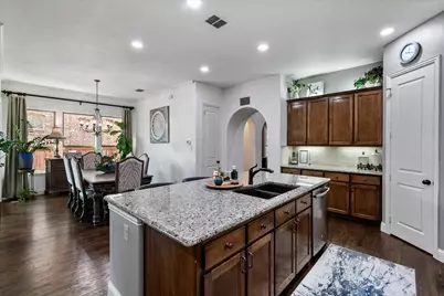 1010 Ivy Charm Way, Arlington, TX 76005 - Photo 4