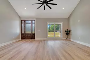 537 C C Rd, Diboll, TX 75941 - Photo 8