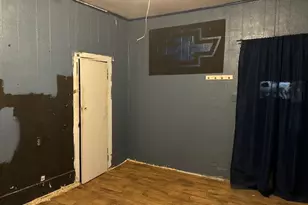 401 E Spruce St, Whitewright, TX 75491 - Photo 12