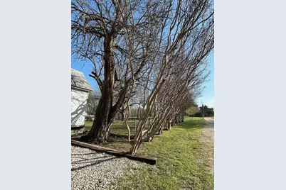 401 E Spruce Street, Whitewright, TX 75491 - Photo 24