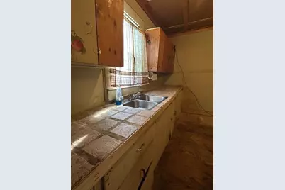 401 E Spruce Street, Whitewright, TX 75491 - Photo 10