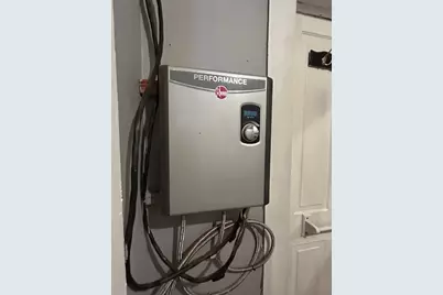 401 E Spruce Street, Whitewright, TX 75491 - Photo 14