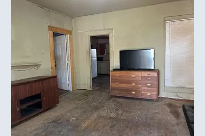 401 E Spruce Street, Whitewright, TX 75491 - Photo 8