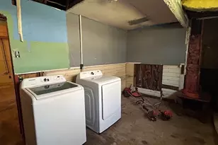 401 E Spruce St, Whitewright, TX 75491 - Photo 18