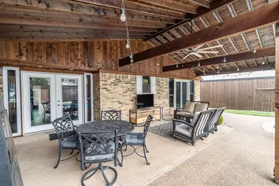 3817 Westminster Drive, Carrollton, TX 75007 - Photo 32