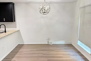 2106 Misty Meadow Ct, Carrollton, TX 75006 - Photo 10