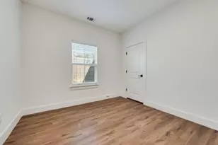 202 Pine St, Bonham, TX 75418 - Photo 16