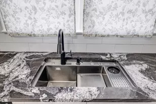 1058 Westridge Dr, Abilene, TX 79605 - Photo 14