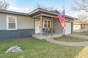 220 Davis, Stephenville, TX 76401 - Photo 4