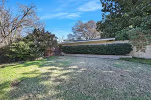 1102 N Graves St, McKinney, TX 75069 - Photo 4