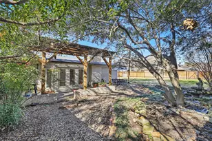 1102 N Graves St, McKinney, TX 75069 - Photo 12