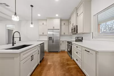 908 N 10th Street, Waco, TX 76707 - Photo 6