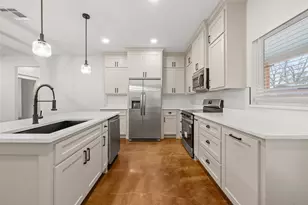 908 N 10th St, Waco, TX 76707 - Photo 6