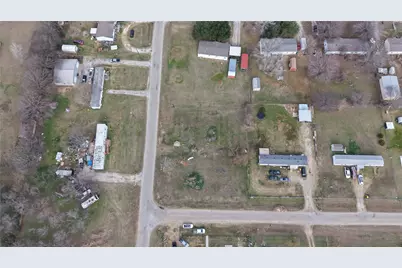 2409 Hickory Lane, Burleson, TX 76028 - Photo 6