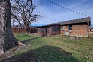 1518 Carroll Dr, Garland, TX 75041 - Photo 12