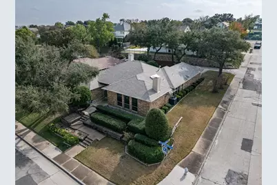 1636 Crooked Creek Drive, Carrollton, TX 75007 - Photo 4