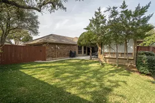 1636 Crooked Creek Dr, Carrollton, TX 75007 - Photo 38