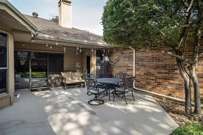 1636 Crooked Creek Drive, Carrollton, TX 75007 - Photo 36