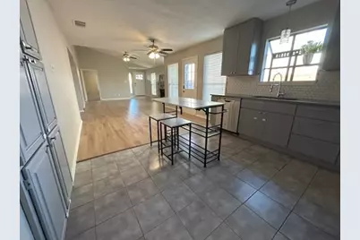 1322 Maplewood Drive, Lewisville, TX 75067 - Photo 8