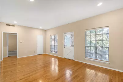 6011 E University Boulevard E #247, Dallas, TX 75206 - Photo 8