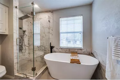 2720 Prairie Creek Court, Plano, TX 75075 - Photo 20