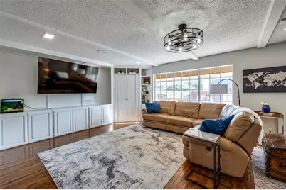 2720 Prairie Creek Court, Plano, TX 75075 - Photo 6