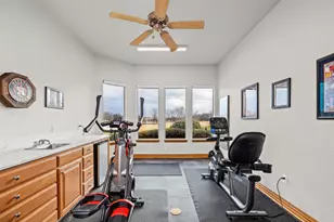 5605 Flagstick Dr, Granbury, TX 76049 - Photo 28