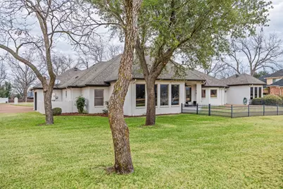 5605 Flagstick Drive, Granbury, TX 76049 - Photo 32