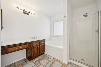 1016 Grand Central Parkway, Saginaw, TX 76131 - Photo 22