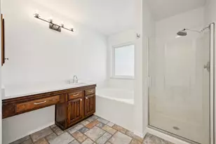 1016 Grand Central Pkwy, Saginaw, TX 76131 - Photo 22