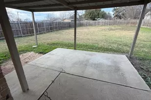 202 W Cotter Ave, Alvarado, TX 76009 - Photo 12