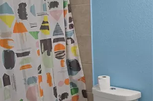 32 E Mountain Creek Dr, Grand Prairie, TX 75052 - Photo 8