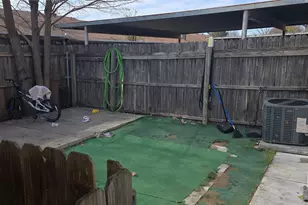 32 E Mountain Creek Dr, Grand Prairie, TX 75052 - Photo 10