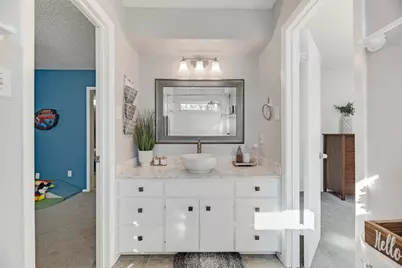 510 Willow Creek Court, Arlington, TX 76011 - Photo 14