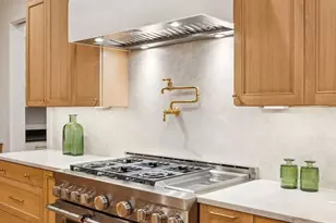 9305 Lynbrook Dr, Dallas, TX 75238 - Photo 10