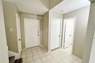 1611 Brentwood Dr, Irving, TX 75061 - Photo 4