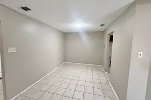 1611 Brentwood Dr, Irving, TX 75061 - Photo 10