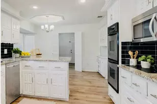 1700 Prestonwood Dr, Arlington, TX 76012 - Photo 8