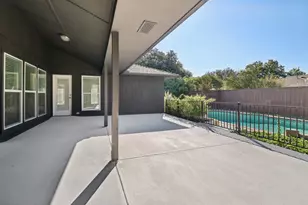 7326 La Cosa Dr, Dallas, TX 75248 - Photo 32