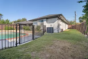 7326 La Cosa Dr, Dallas, TX 75248 - Photo 28