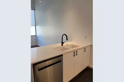 3012 Clover #101, Dallas, TX 75226 - Photo 6