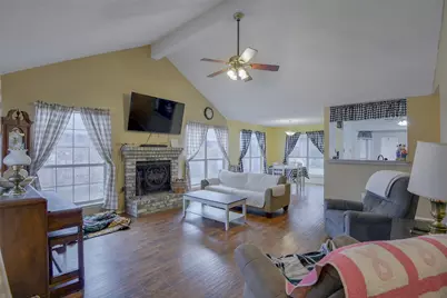 2813 White Oak Drive, Grand Prairie, TX 75052 - Photo 6