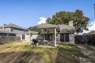 2813 White Oak Dr, Grand Prairie, TX 75052 - Photo 24